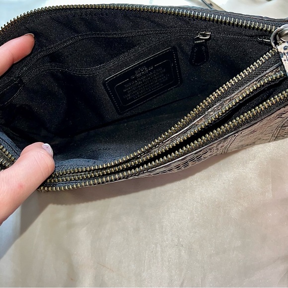 Snakeskin Coach bag - Picture 4 of 5
